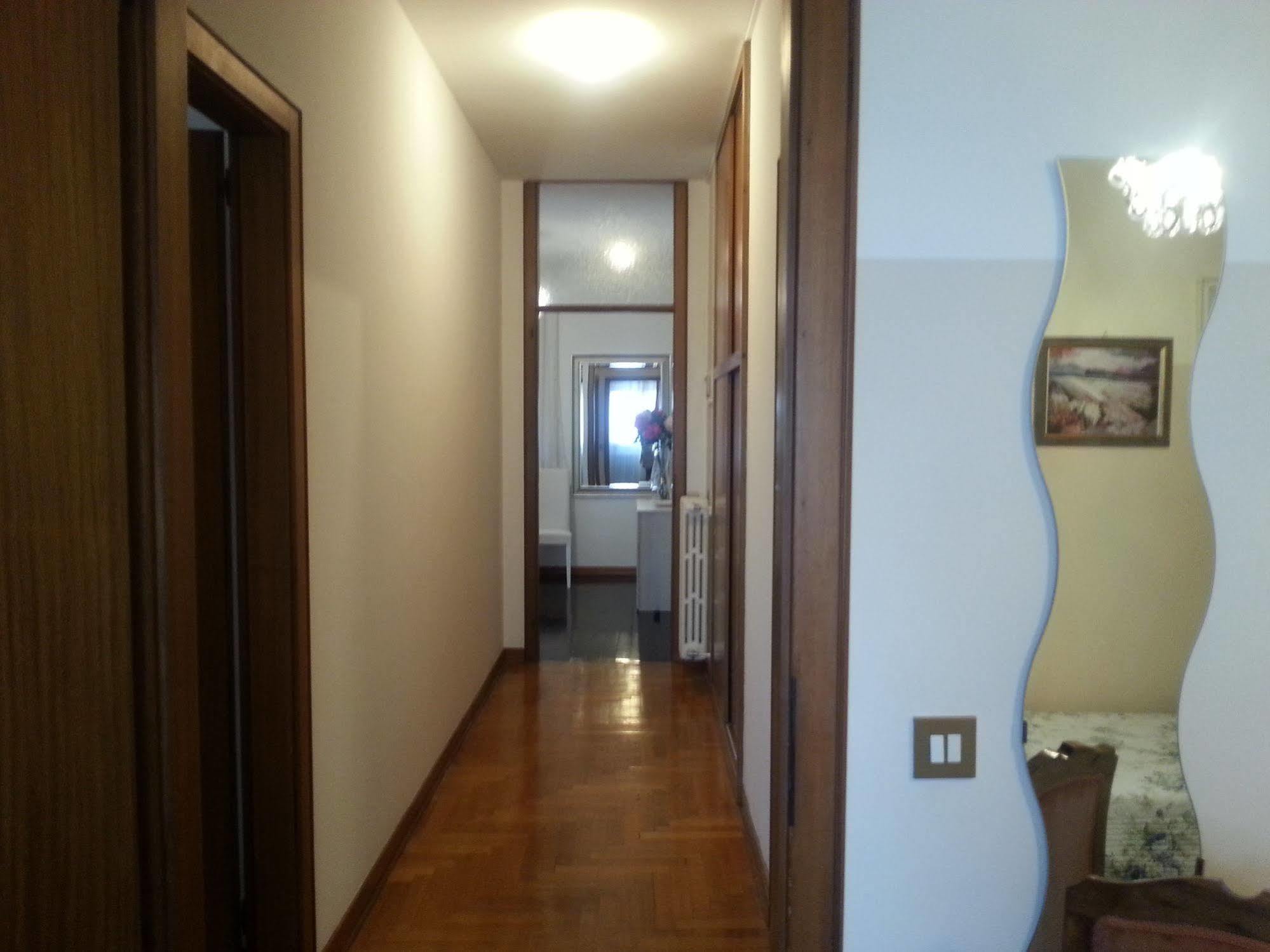 Appartamento Con 2 Camere E Garage Privato! Padova Exterior photo